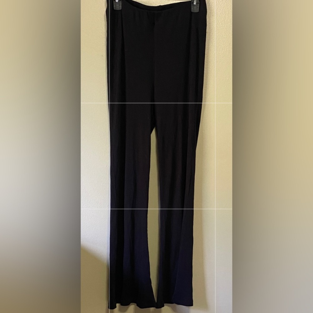 ⭐️ 3/$15 • Black• Ribbed• Pants - Picture 3 of 5